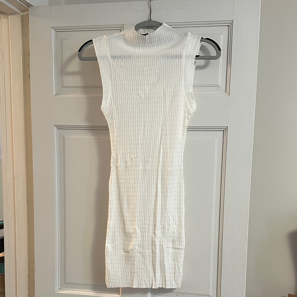 NWT Forever 21 women’s white knit dress